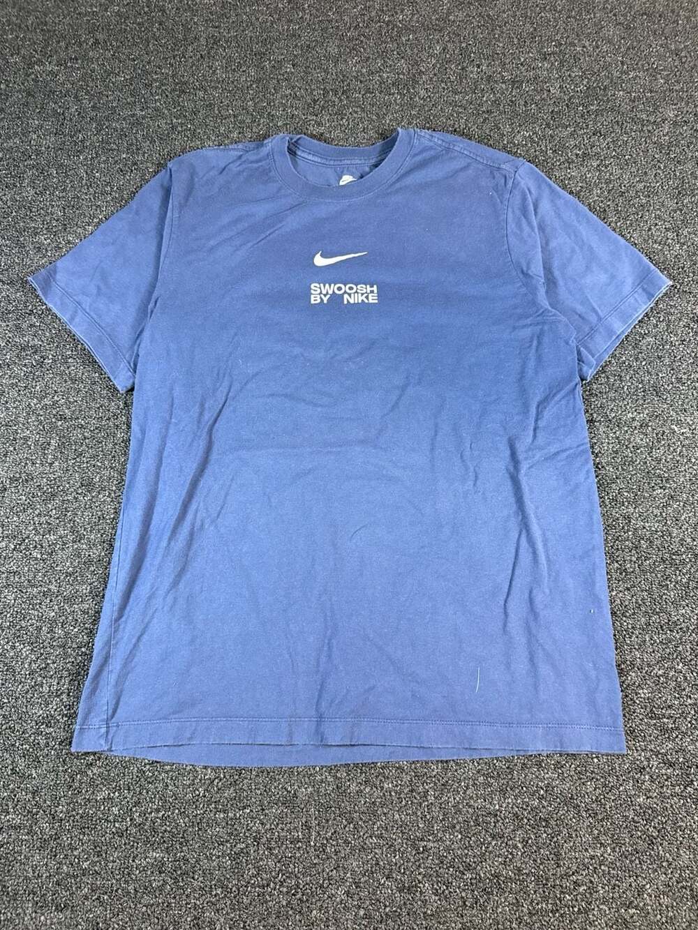 Nike Sportswear Swoosh By Nike Blue Short Sleeve T-Shirt Size Medium